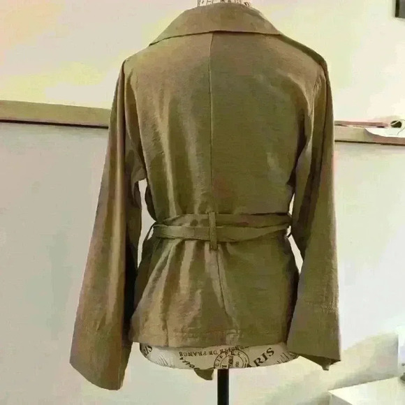 BANANA REPUBLIC | Women's WHSKY Wrap Front 3/4 Length Bell Sleeved Blaz… - Picture 3 of 4